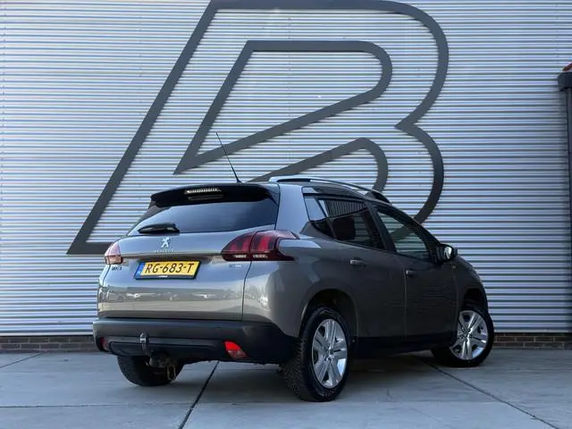 Peugeot 2008 1.2 PureTech Active 1e Eigenaar|Navi|Trekhaak|D-riem vv in 2025|Clima|PDC|Cruise|APK to...