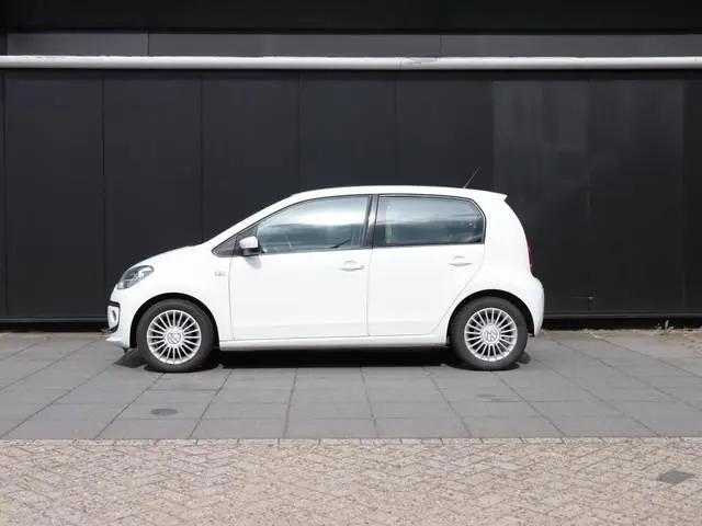 Volkswagen Up! 1.0 high up! BlueMotion | CRUISE | PDC | AIRCO |