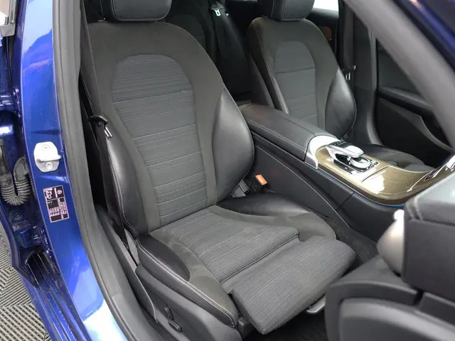 Mercedes-Benz C-klasse Estate 350 e AMG Premium Plus Aut- Comfort Interieur, Elek Trekhaak, Camera,...