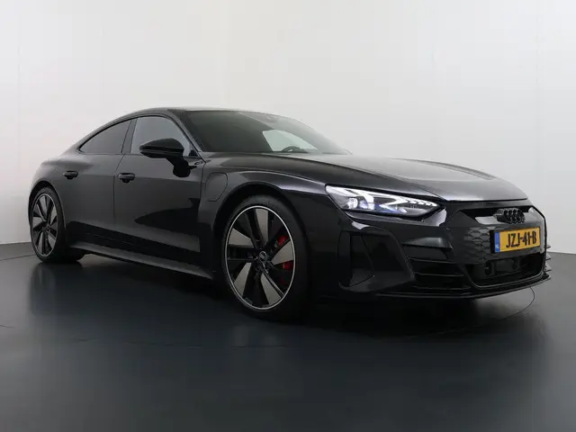 Audi e-tron GT RS 93 kWh VAN € 84.900,- VOOR € 74.877,- UW LENTEVOORDEEL € 10.023,-! | PANO | 21 INC...