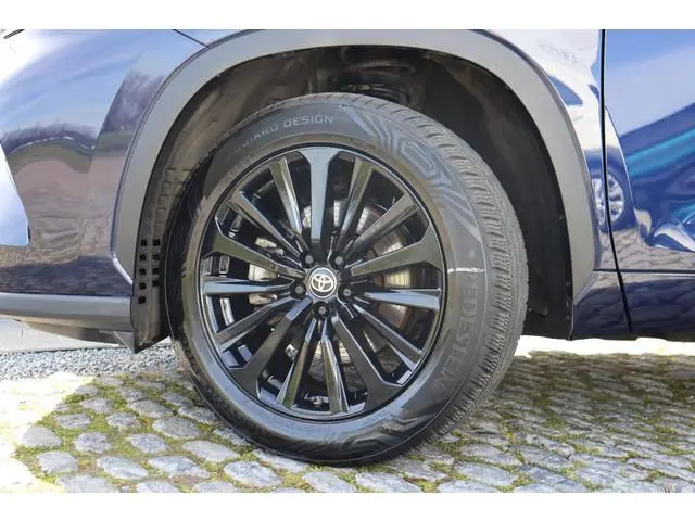 Toyota highlander