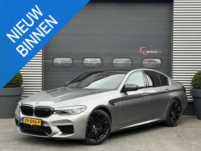 BMW M5 5-Serie | Carbon | Head-Up | Camera |  Softclose | Harmon Kardon | 600PK