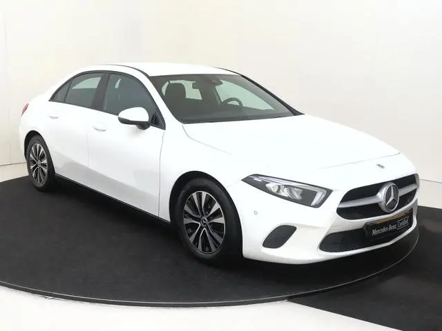 Mercedes-Benz A-klasse 180 Business Solution / Stoelverwarming / Achteruitrijcamera /