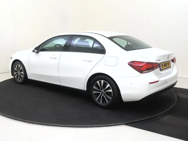 Mercedes-Benz A-klasse 180 Business Solution / Stoelverwarming / Achteruitrijcamera /