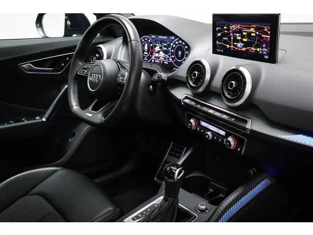 Audi Q2 35 TFSI Edition one | COMFORT PLUS PACK | PANORAMADAK | PARK ASSIST | CAMERA | 18"