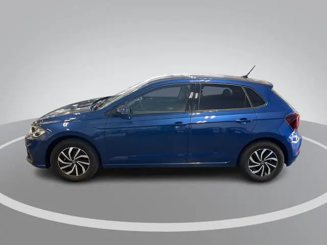 Volkswagen Polo 1.0 TSI 95pk Life Edition · Camera · Keyless · Stoelverwarming · ACC · Apple/Android...