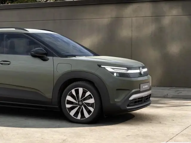 Volkswagen ID. Cross Style 52 kWh accu, 211 PK Elektrische aandrijving · Comfort Pakket · Zijruiten...