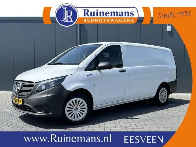 Mercedes-Benz eVito 66 kWh / FULL ELECTRIC / L2H1 / 43.007 KM / INRICHTING / 1e EIG. / CAMERA / 3-ZI...