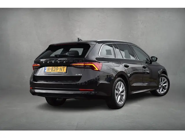 Skoda Octavia Combi 1.0 e-TSI Business Edition | Carplay | Climate | Camera | 17'' Velgen