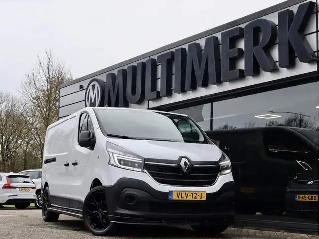 Renault Trafic 2.0 dCi 120PK LANG 32000KM!! MARGE-BTW VRIJ