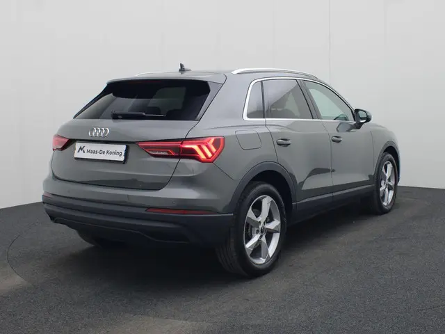 Audi Q3 45 TFSIe 245pk S-Tronic Business · SOH 91,1%  · Camera · Trekhaak · Apple/Android Car Play ·...
