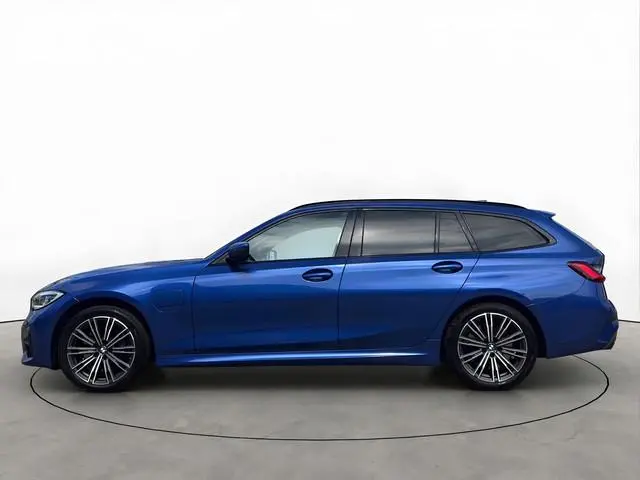 BMW 3-serie Touring 330E 292PK XDrive M-Sport Shadow Head-UP Laser