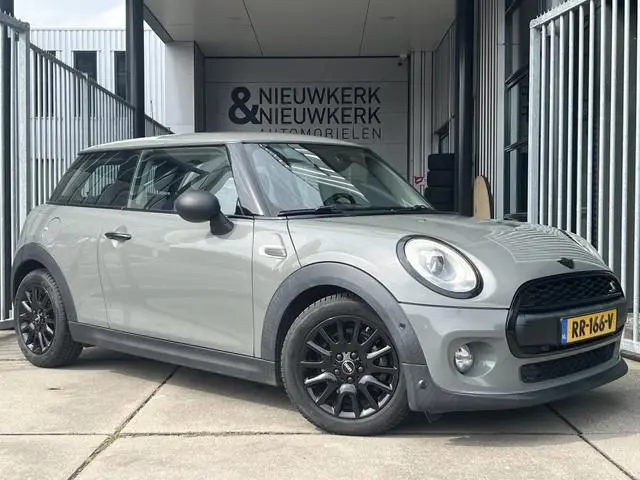 MINI 3-Deurs 1.5 One Business | AUTOMAAT | NAVI | PDC V+A | CRUISE CONTROL | CLIMATE CONTROL | LMV 1...