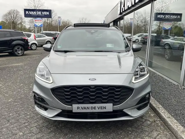 Ford Kuga 1.5 EcoBoost ST-Line X 150pk/110kW 6-bak | Full Options | E-Trekhaak | Pano | Driver Assis...
