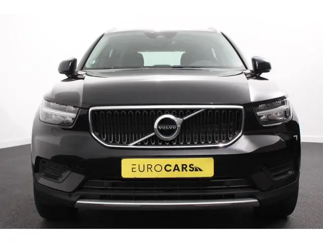 Volvo XC40 1.5 T3 163 pk Automaat Momentum Navigatie Apple Carplay Android Auto Parkeersensor achter...