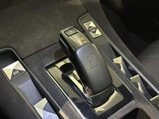 DS DS 7
