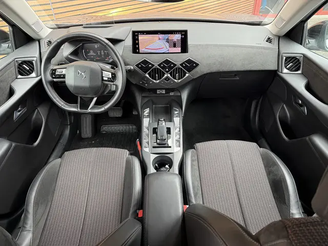 DS 3 1.2 PureTech Performance Line Camera / Navigatie / Keyless