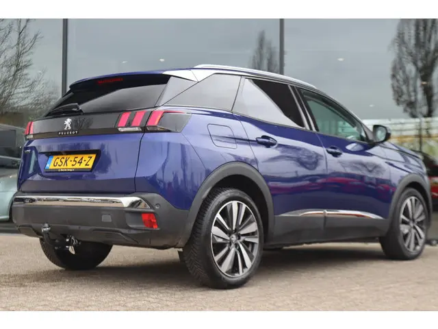 PEUGEOT 3008 1.2 PT CROSSWAY | TREKHAAK | CAMERA | CARPLAY | CRUISE | STOELVERWARMING | CLIMATE | SI...