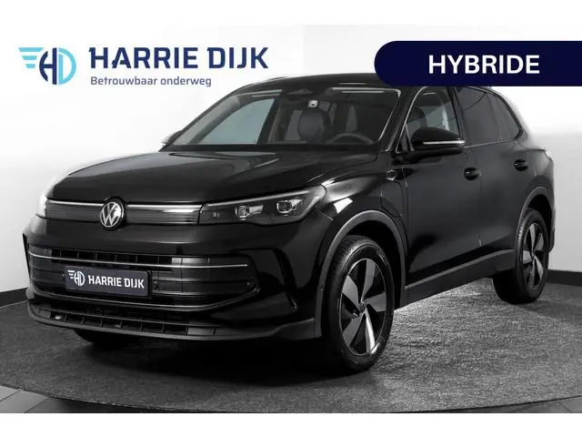 Volkswagen Tiguan 1.5 eHybrid Life | Elek. Trekhaak | Dig. Cockpit | Adapt. Cruise | Stoel-+stuurver...