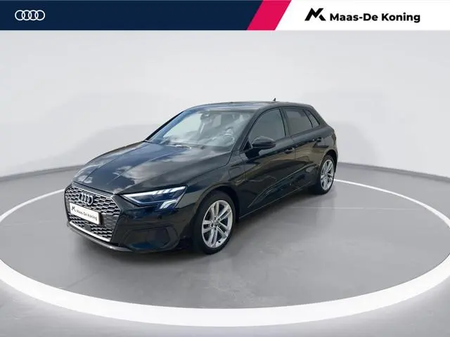 Audi A3 Sportback 40 TFSIe 150kW/204PK · Leder · Camera · Apple/Android Car Play · Elektrische stoel...