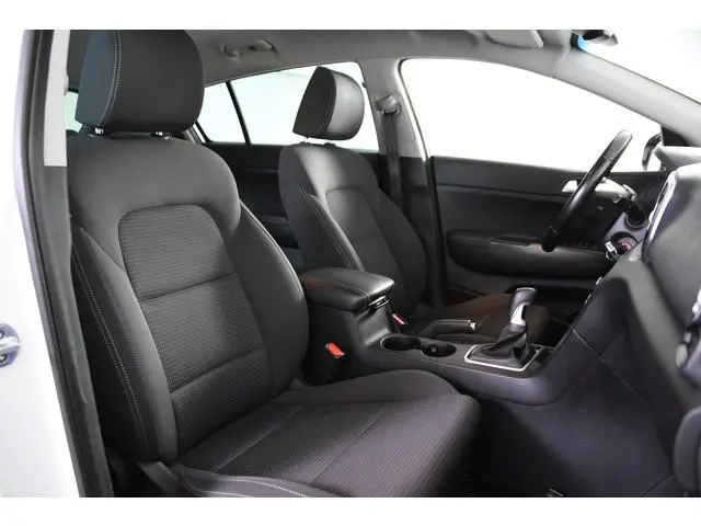 Kia Sportage 1.6 GDI DynamicLine *Navigatie*Camera*Carplay*
