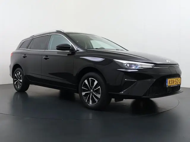 MG MG5 Electric Long Range Comfort 61 kWh VAN:24.900,- VOOR:21.877,- UW HERFSTVOORDEEL:3.023,- SOH 9...