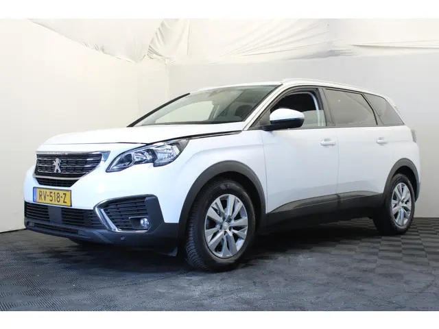 Peugeot 5008 1.2 PureTech Blue Lease Executive |Navi|Camera|