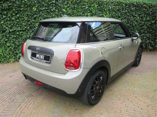 MINI Cooper 1.5 Chili F56 LCI LED, Navi, Apple CarPlay, DAB en 16"