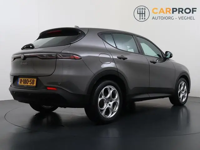Alfa Romeo Tonale 1.5T Hybrid Sprint Navigatie | LMV  | NL Auto |