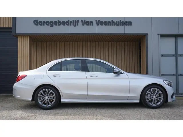 Mercedes-Benz C-klasse 180 156pk Business Solution AMG-Styling Vol-Leder LED App-Connect 17inch LM T...