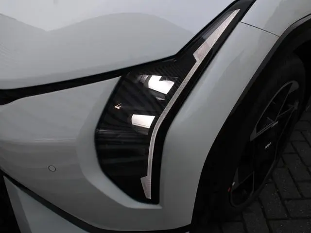 Kia EV4