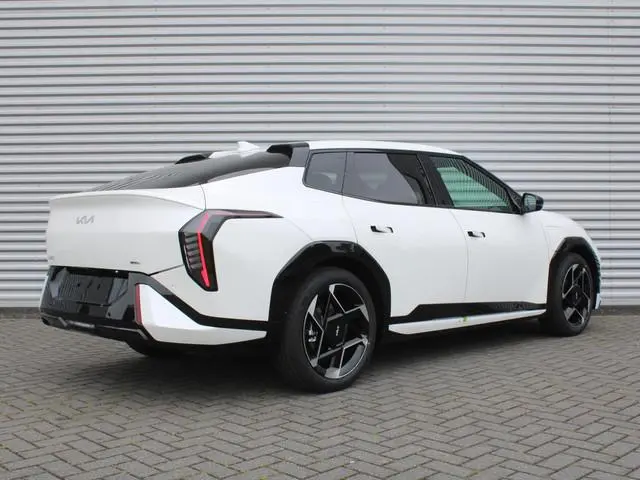 Kia EV4