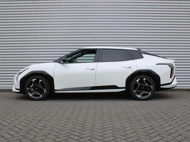 Kia EV4