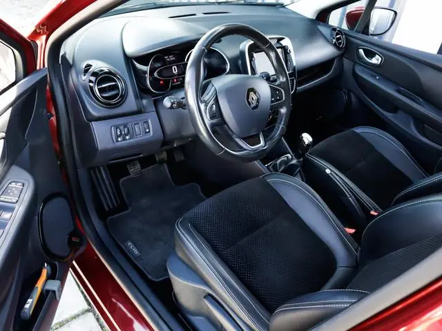 Renault Clio 0.9 TCe Intens Keurig-Onderh. BOVAG-Garantie. NL-Auto
