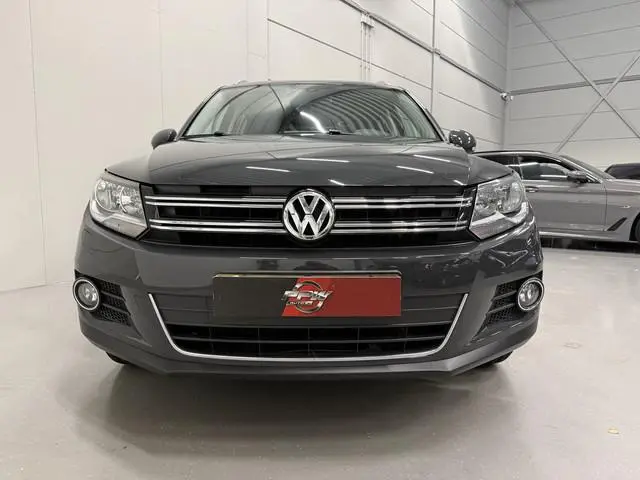 Volkswagen Tiguan 1.4 TSI 150PK Sport&Style aut. TREKHAAK/NAVI GROOT/17"LMV/CRUISE/BLUETOOTH/MF-STUU...