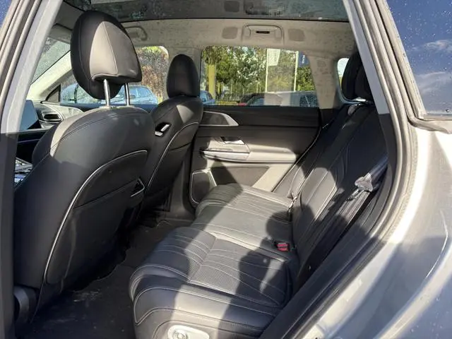 XPENG G9