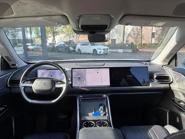 XPENG G9