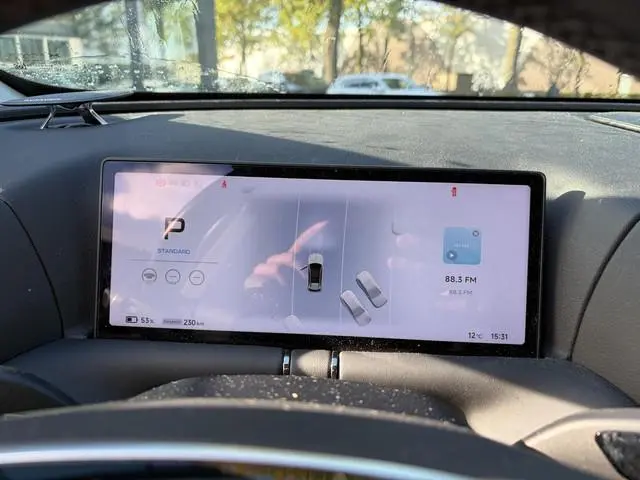 XPENG G9