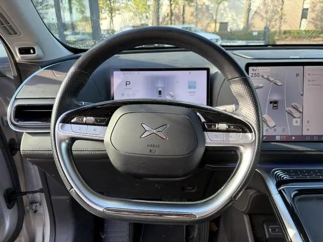 XPENG G9