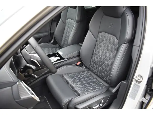 Audi A6 Avant 55 TFSI e Quattro Porsche Krijt Grijs Exclusive S-Line Competition 367 Pk Pano RS-Stoe...