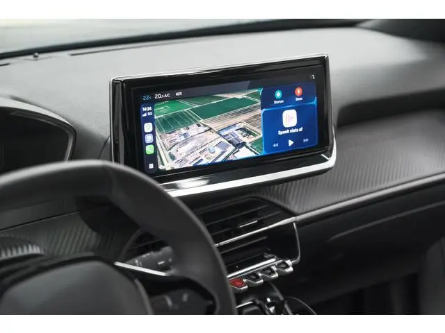 Peugeot 2008 PureTech 100 Allure | Apple Carplay | Parkeersensoren | Climate Control | Cruise Contro...