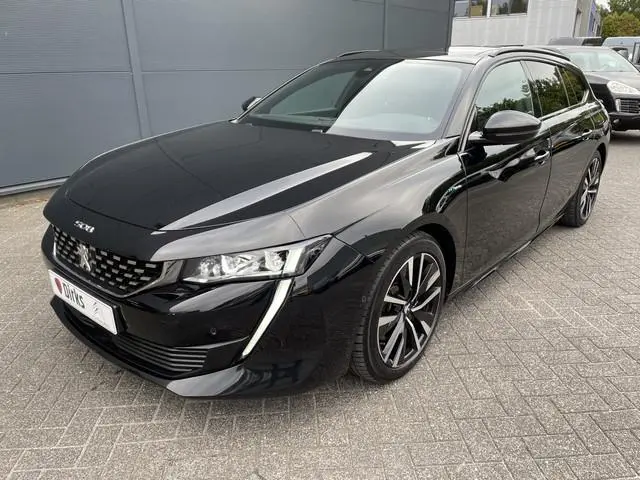 Peugeot 508 SW 225pk HYbrid GT Pack (Elektrisch Schuifdak - Trekhaak - Leder incl verwarming/massage...