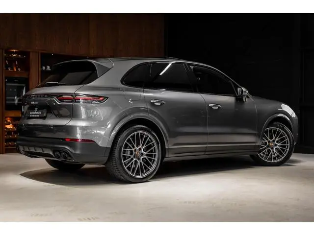 Porsche Cayenne 3.0 E-Hybrid | 18 Voudig | Sportuitlaat | 1e Eigenaar| Luchtvering | Adapt. Cruise