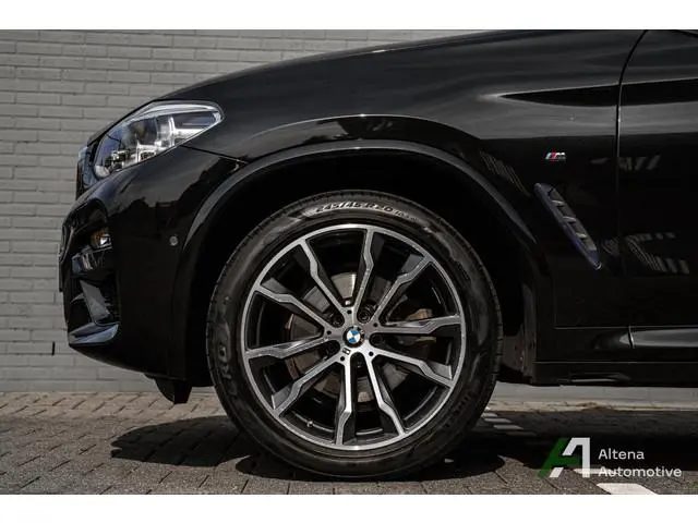 BMW X4 xDrive20i High Executive Edition M-sport, panoramadak, sportstoelen, memory stoelen, stoelver...