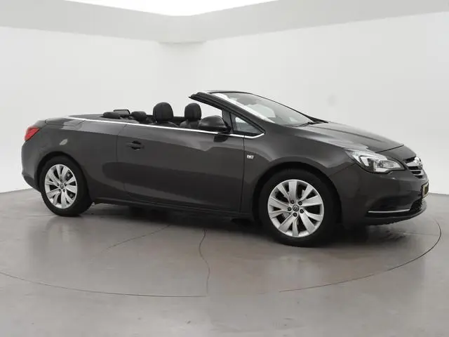 Opel Cascada