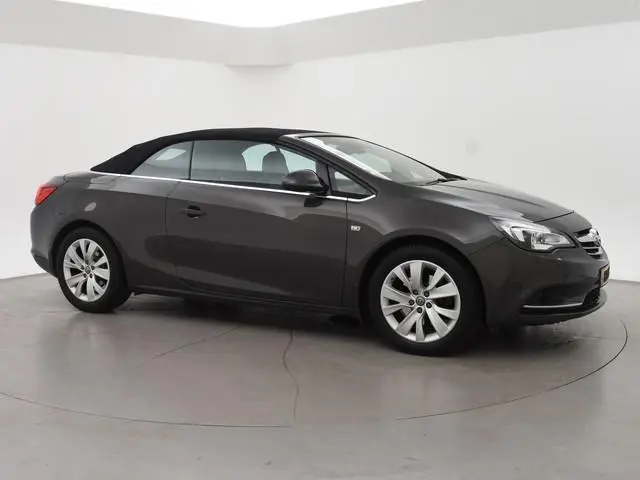 Opel Cascada