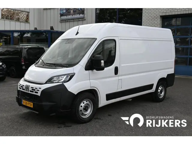 Fiat Ducato L2H2 2.2 MultiJet 140 pk 3.5t Camera, Cruise control, 270 Graden deuren
