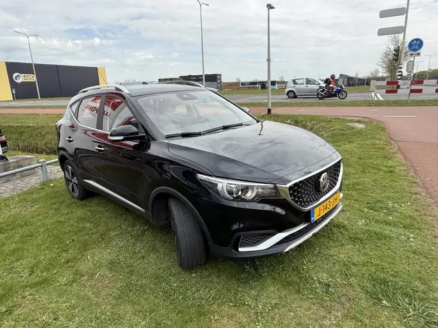 MG ZS EV