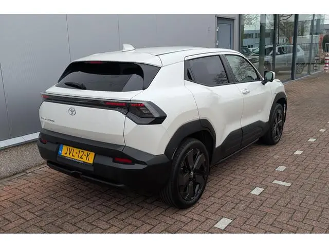 Toyota Urban Cruiser Executive 61 kWh
