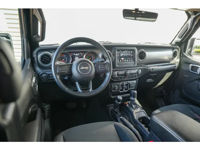 Jeep Gladiator Sport 3.6 V6 Grijs Kenteken Camera Cruise Carplay